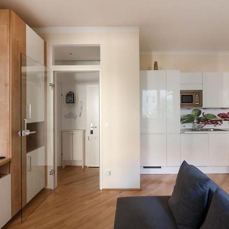 Absolute Ruhelage Im Zentrum Mit Parkplatz Apartment Vienna Exterior photo
