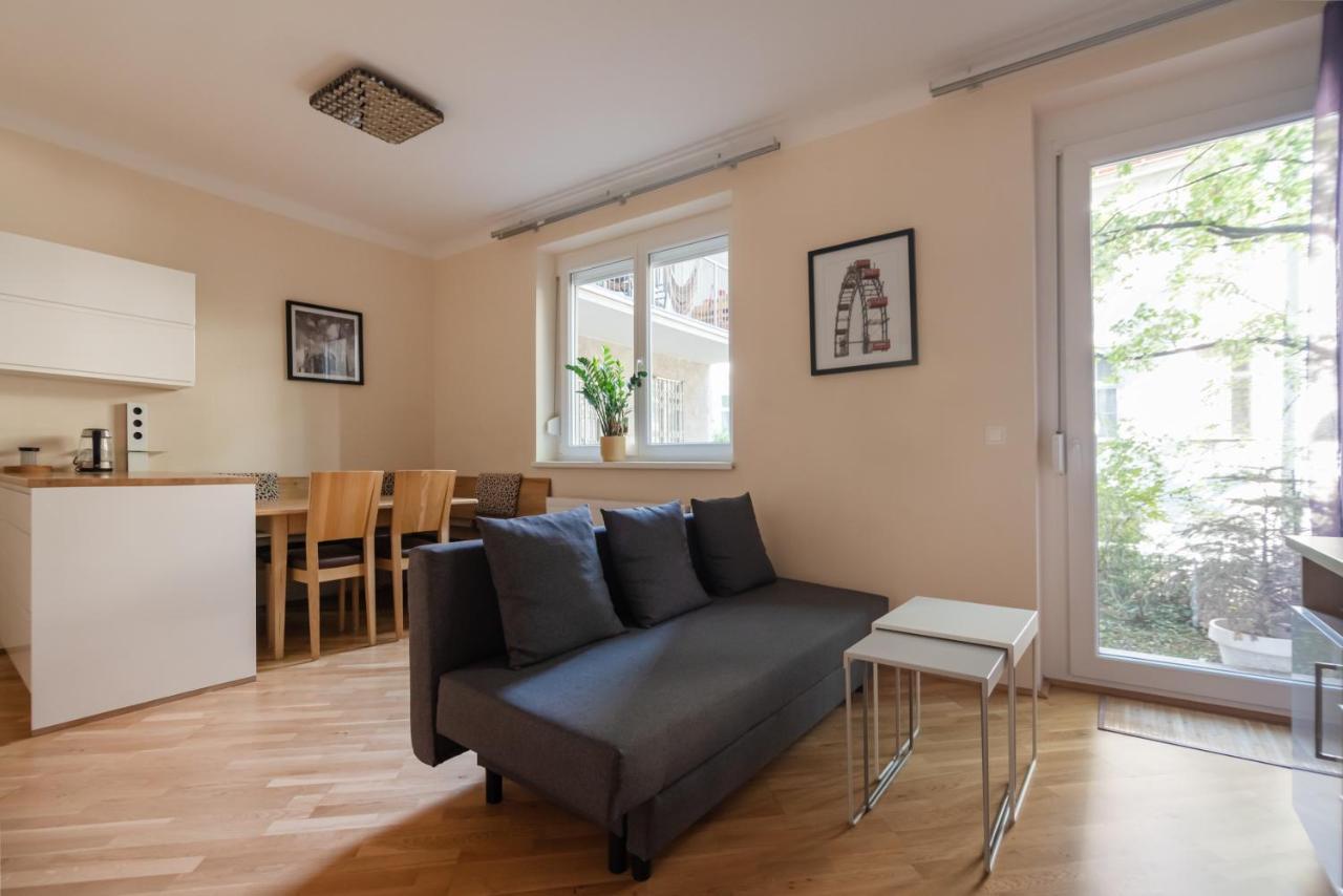 Absolute Ruhelage Im Zentrum Mit Parkplatz Apartment Vienna Exterior photo