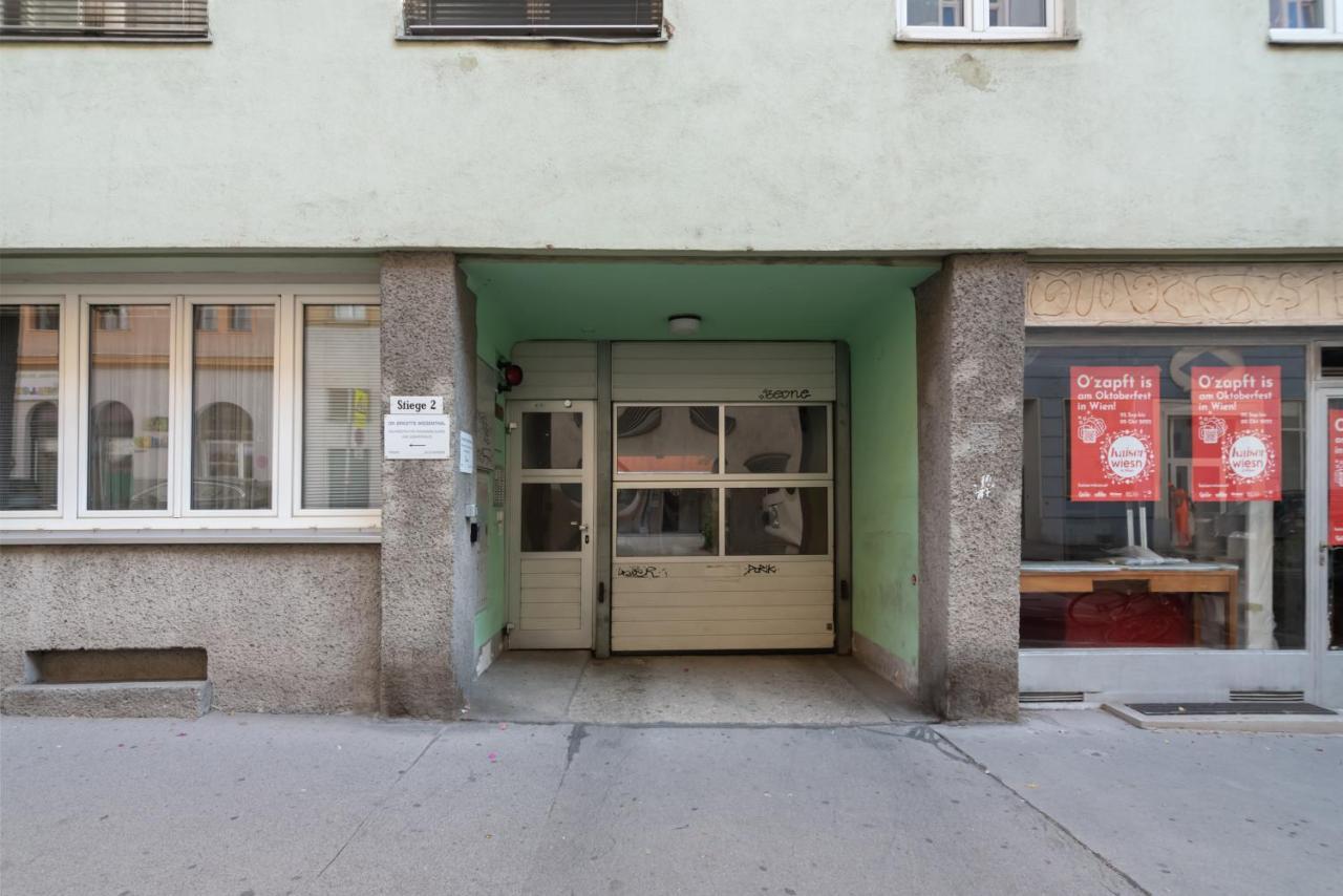 Absolute Ruhelage Im Zentrum Mit Parkplatz Apartment Vienna Exterior photo