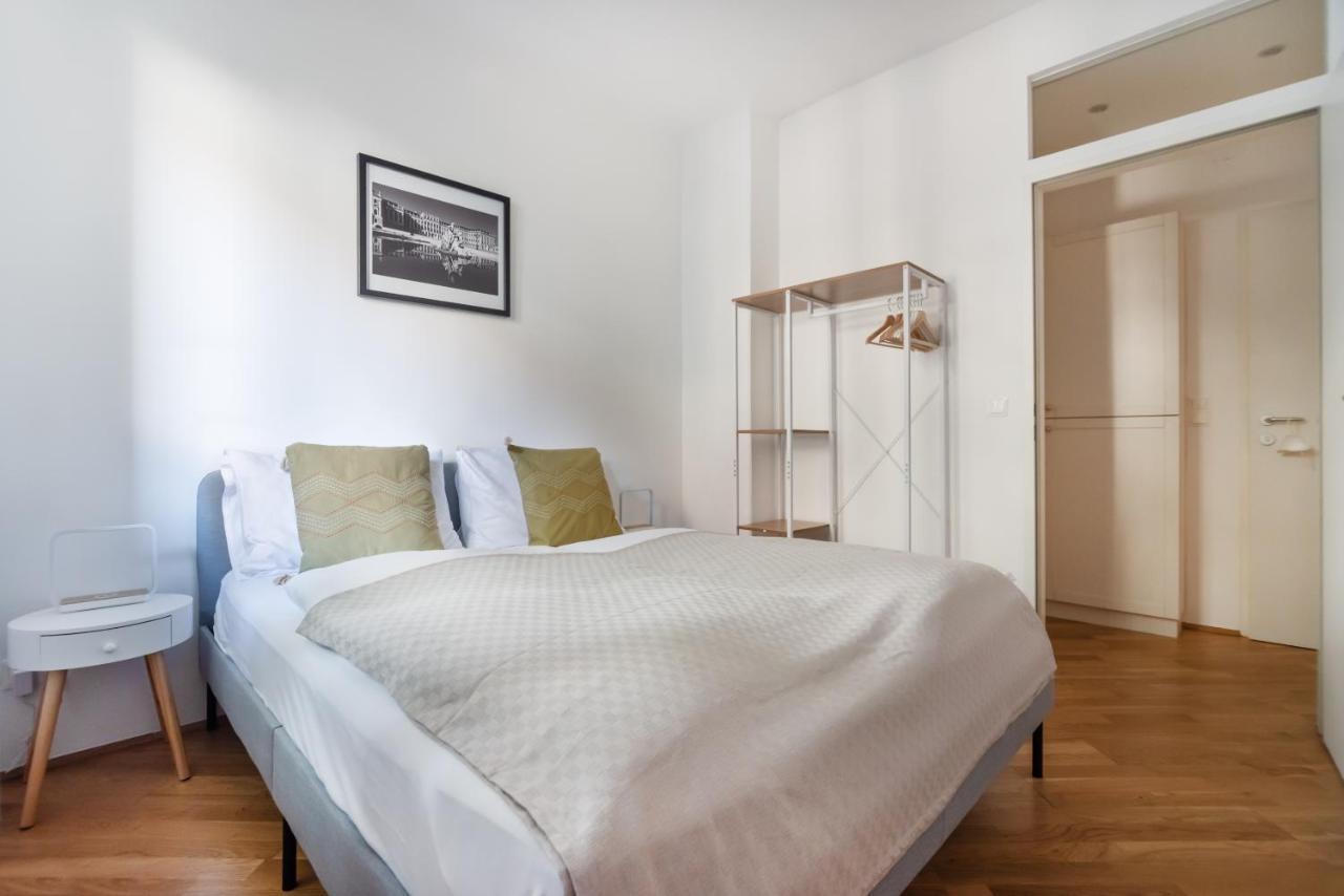 Absolute Ruhelage Im Zentrum Mit Parkplatz Apartment Vienna Exterior photo